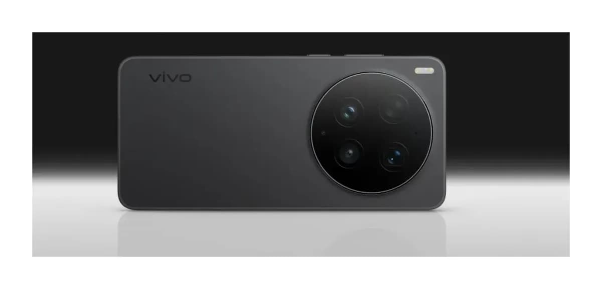 Смартфон Vivo X300 Ultra 16GB/512GB (черный)